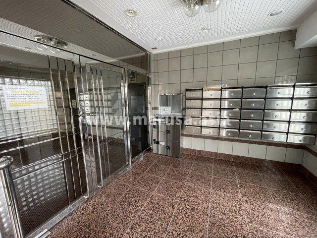 シーラカンスKANDY（マンスリー）のエントランス