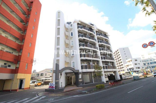 シーラカンスKANDYの外観