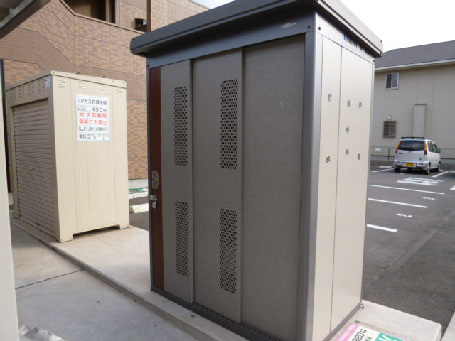 メイプルハイツのその他共用部分|敷地内専用ゴミステーション