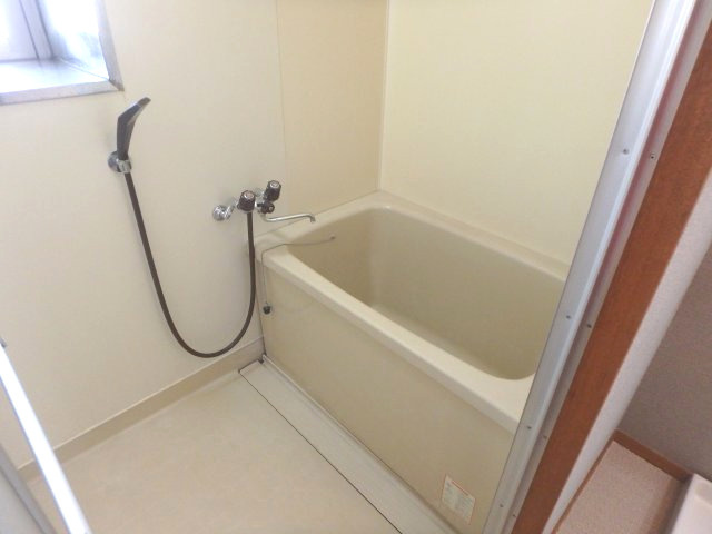 マンションニイミの浴室