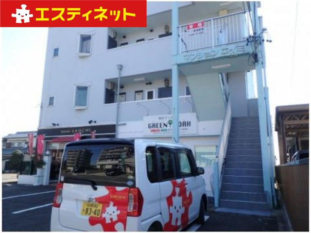 マンションニイミの外観