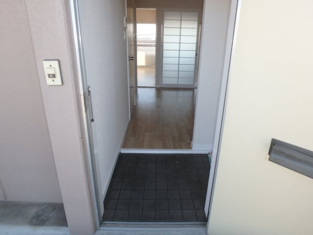 ＫＩＲＡＫＵハイツ宮路の玄関