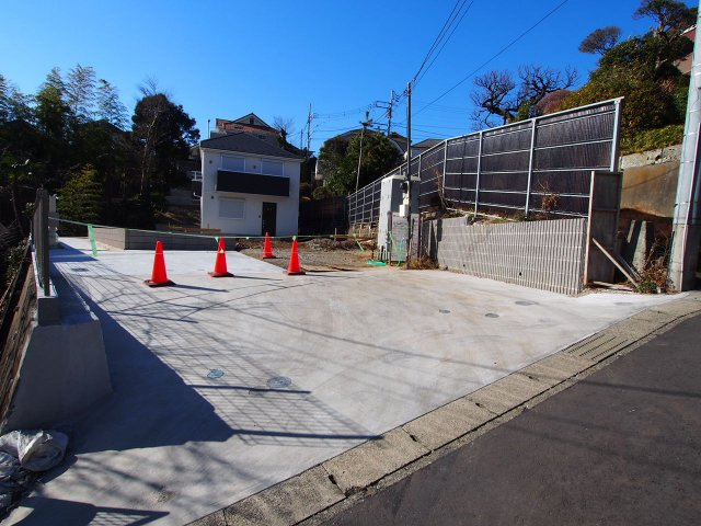 保土ヶ谷区霞台全２棟　新築戸建の外観|約110坪のゆとりの敷地