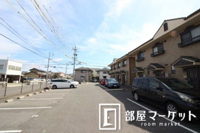 【駐車場】 | ヴェルシェ浄水Ｂ