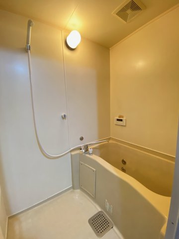 青山コーポの浴室