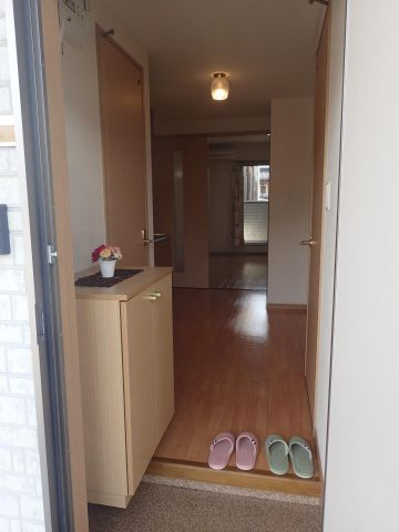 アーデル加木屋の玄関