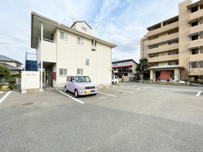 【駐車場】 | フローラFUJI