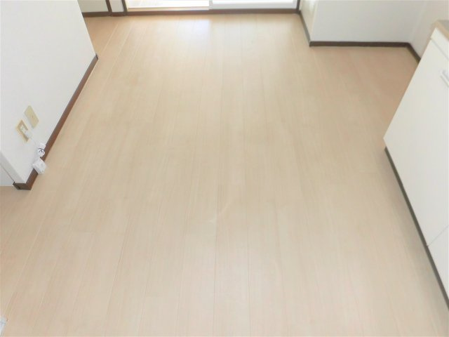 パナタウン杉ノ本Cの居間・リビング