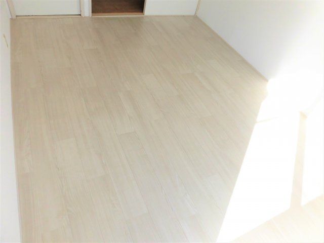 パナタウン杉ノ本Cの洋室