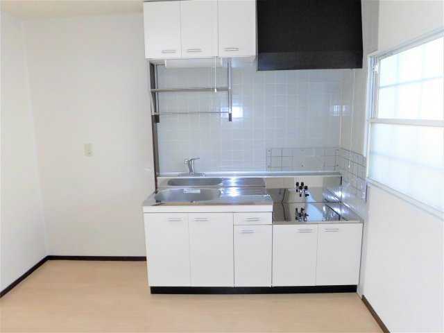 パナタウン杉ノ本Cのキッチン