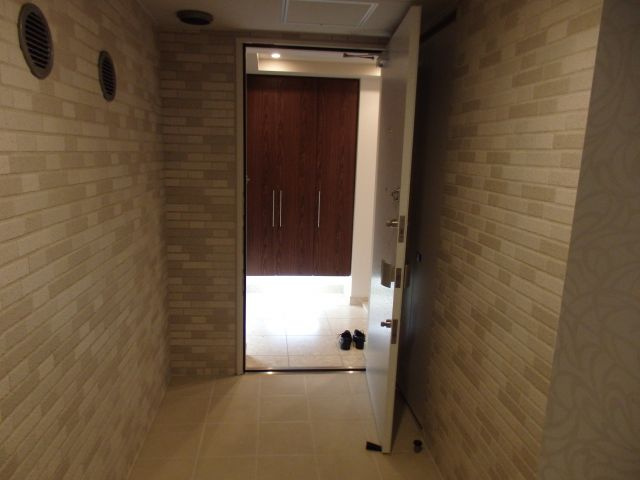 【玄関】 | プラウド六甲赤松町