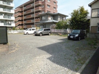 【駐車場】 | いつでも目の届く敷地内に駐車場があります♪お車をお持ちの方におすすめです！