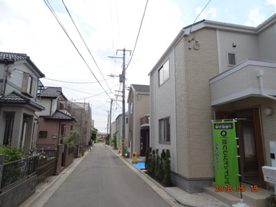【前面道路含む現地写真】 | さいたま市緑区三室 高台地盤良好新築分譲住宅全8棟・残1棟 | 前面道路含む現地写真です