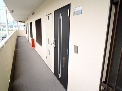 【エントランス】 | フレーバーフラッツ