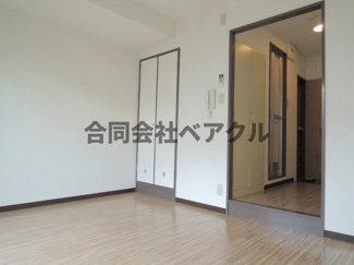 【寝室】 | サンガーデン山科 | 落ち着いた色調の寝室です