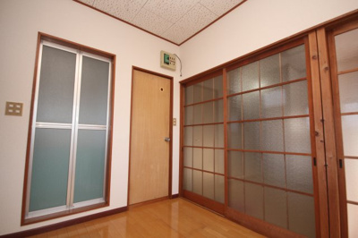 【居間・リビング】 | メゾンマツモトC棟 | ＤＫ（2）