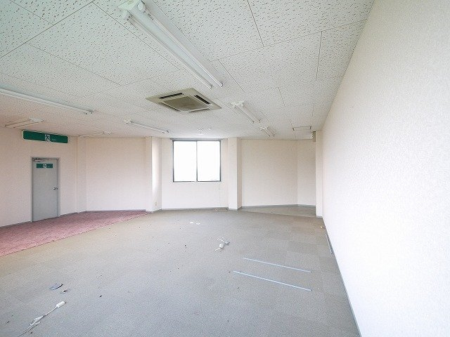 大和紀寺ビル2号館の内装