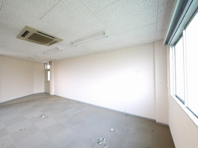 大和紀寺ビル2号館の内装