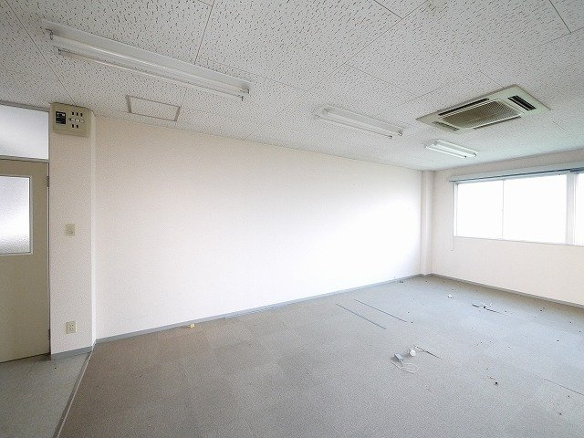 大和紀寺ビル2号館の内装