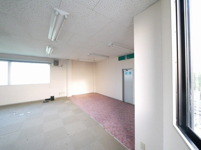 大和紀寺ビル2号館の内装