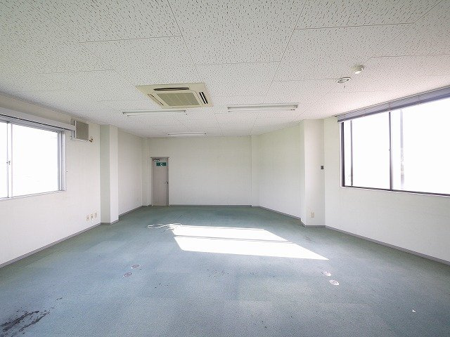 大和紀寺ビル2号館の内装
