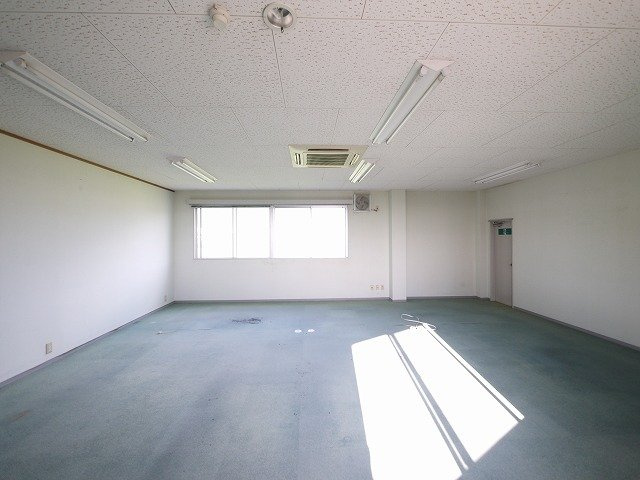 大和紀寺ビル2号館の内装
