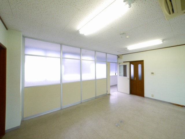 大和紀寺ビル2号館の内装