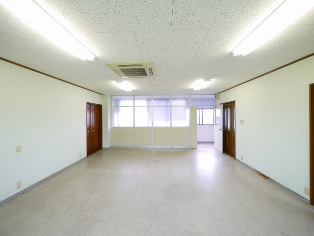 大和紀寺ビル2号館の内装