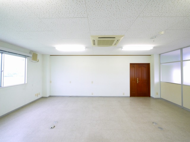 大和紀寺ビル2号館の内装