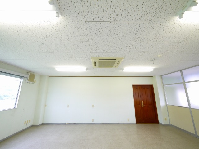 大和紀寺ビル2号館の内装