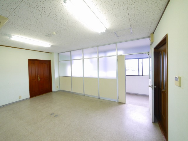 大和紀寺ビル2号館の内装