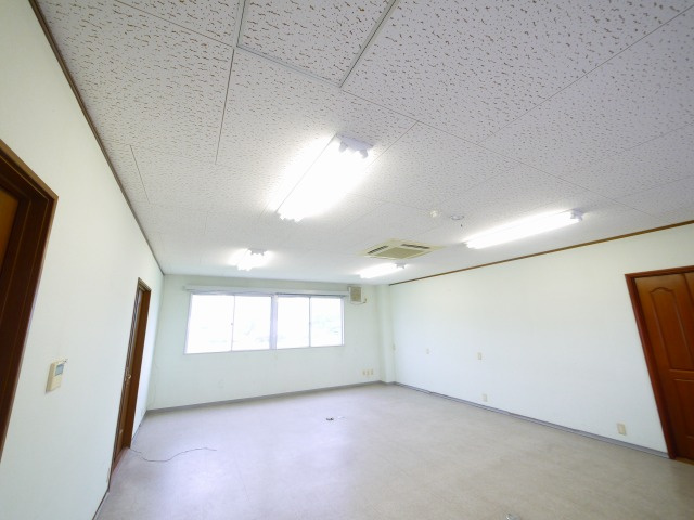 大和紀寺ビル2号館の内装