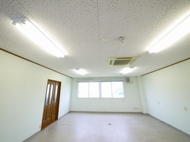 大和紀寺ビル2号館の内装