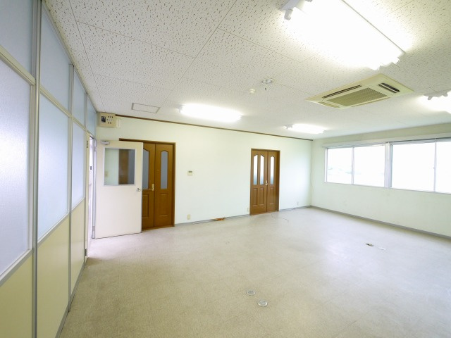 大和紀寺ビル2号館の内装