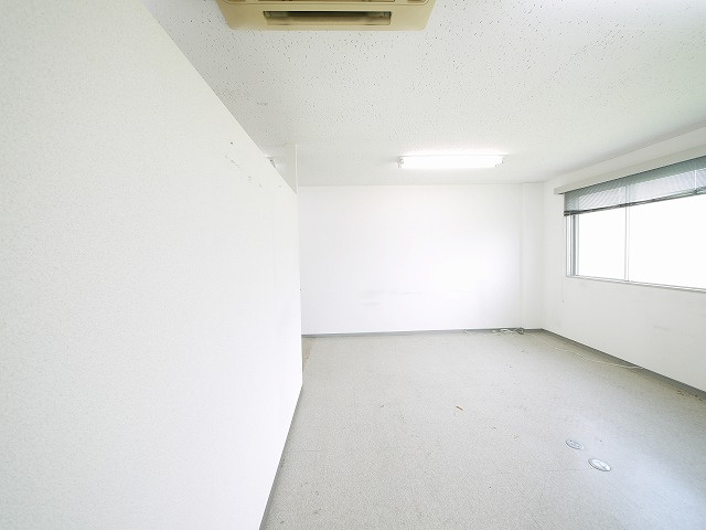 大和紀寺ビル2号館の内装