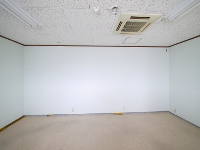 大和紀寺ビル2号館の内装