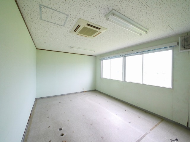 大和紀寺ビル2号館の内装