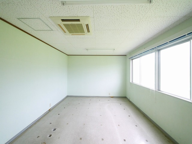 大和紀寺ビル2号館の内装