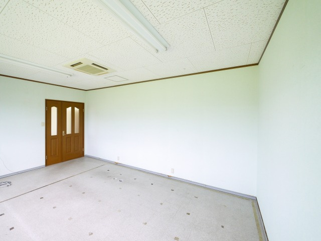 大和紀寺ビル2号館の内装