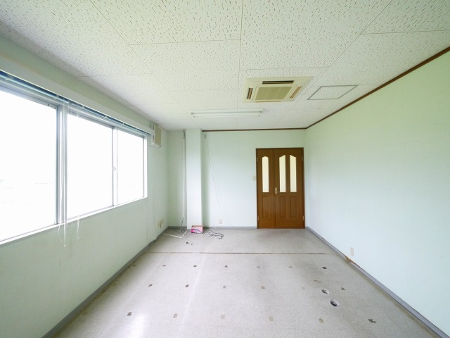 大和紀寺ビル2号館の内装