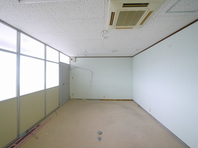 大和紀寺ビル2号館の内装