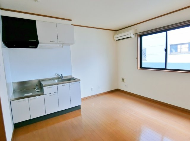 SKハイツの洋室