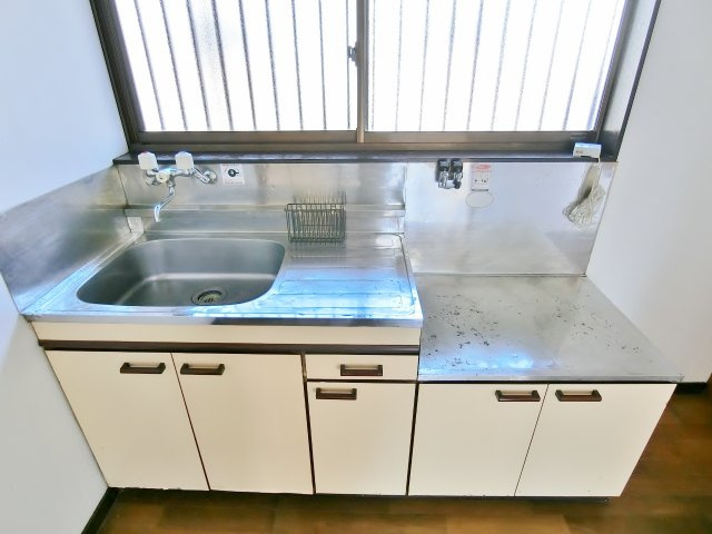 コーポ内山Ａ棟Ｂ棟のキッチン