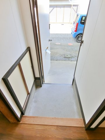 コーポ内山Ａ棟Ｂ棟の玄関