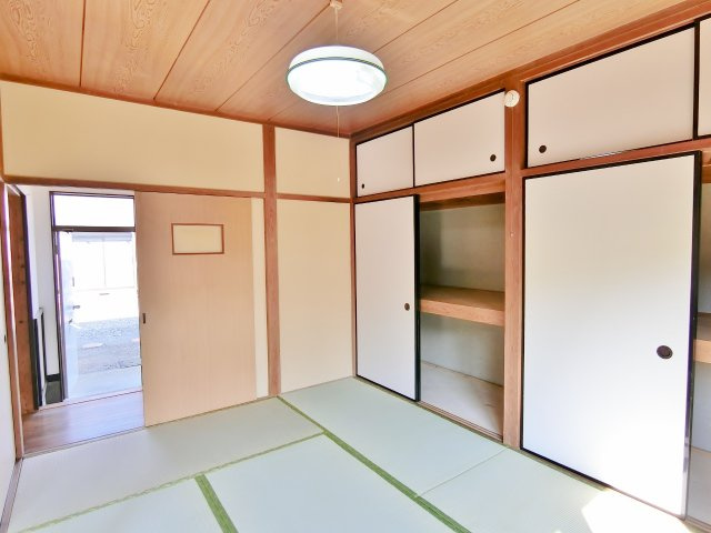 コーポ内山Ａ棟Ｂ棟の和室