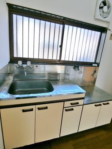 コーポ内山Ａ棟Ｂ棟のキッチン