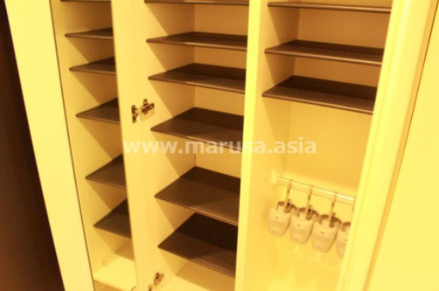 AINA公園通りの玄関