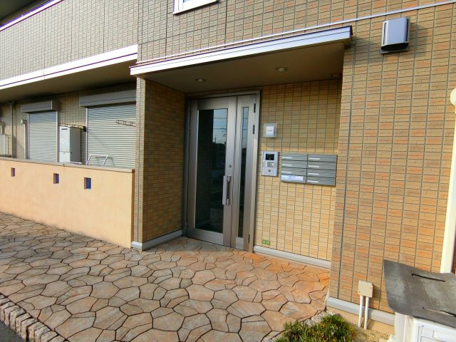 ヴラウニーメゾン・リラのエントランス