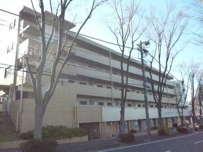 【外観】 | エスポワール/みたけ台 | 最寄りバス停より徒歩1分！便利な立地の鉄筋コンクリート造5階建てマンションです☆
