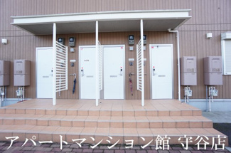 【エントランス】